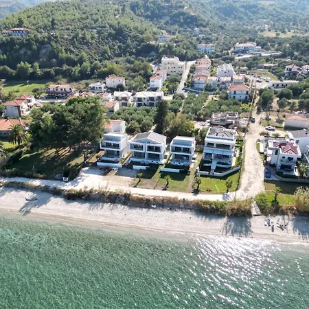Gaya - Beachfront Paradise * Полихроно