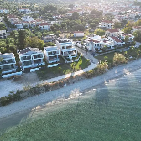 Вилла Gaya - Beachfront Paradise *